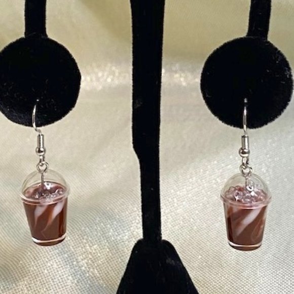 💖Coffee anyone??? These Earring are Adorable! Lt. Weight and fun to wear. /E136 - Picture 1 of 2